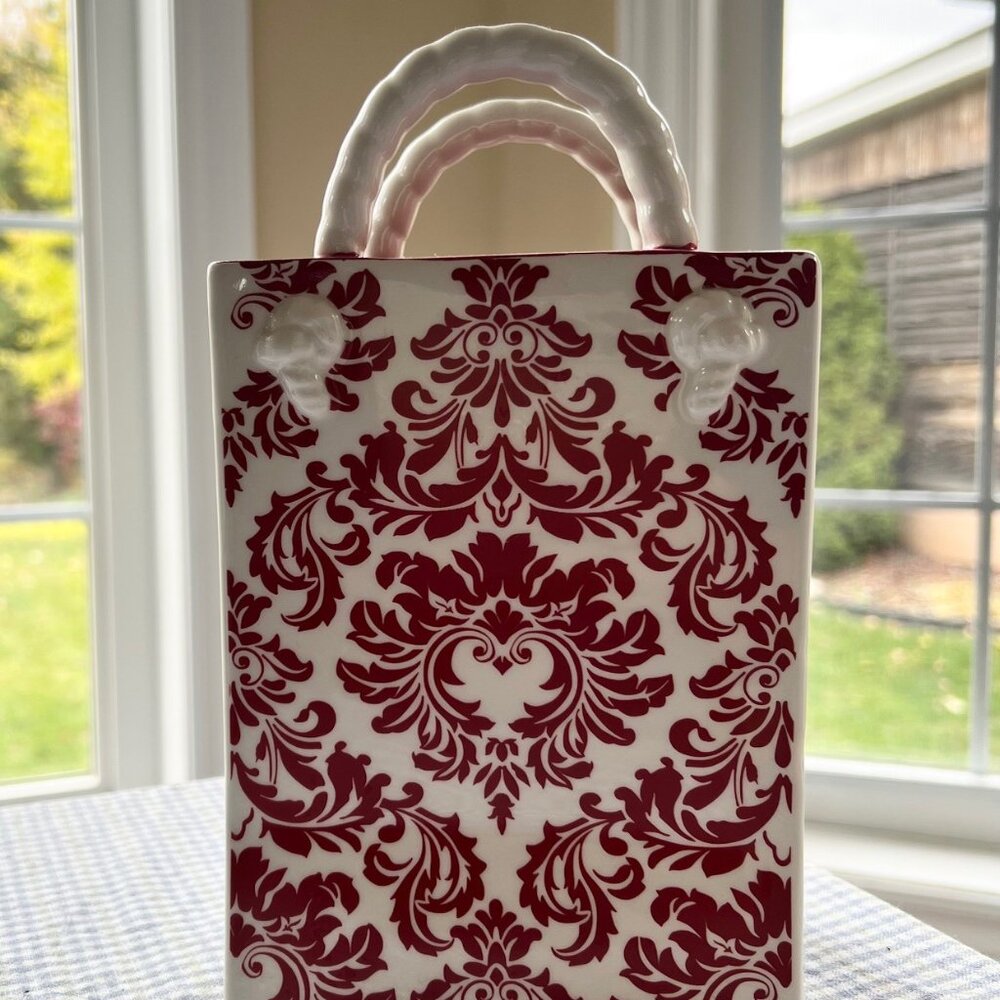 Ceramic Decorative Damask Vase (Bowring)